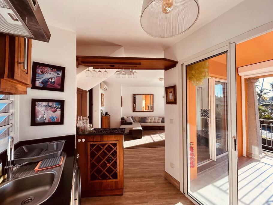 Scenic Riverfront 2 Bedroom Villa In Port Chambly Baie-du-Tombeau Exteriér fotografie